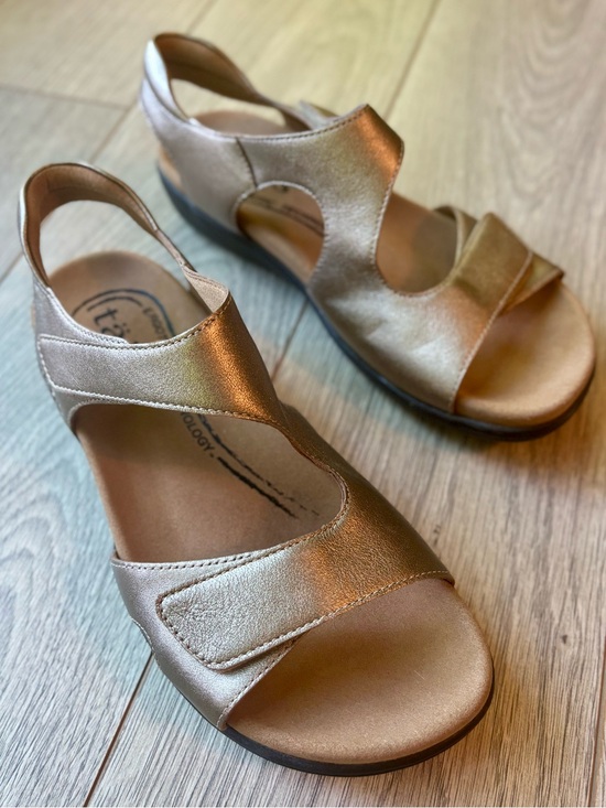 Taos Footwear Shoes - Taos Serene Champagne Metallic Ergonomic Comfort Sandals, 8, Leather + Velcro